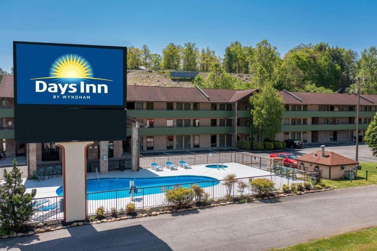 Days Inn By Wyndham Pigeon Forge South Екстер'єр фото